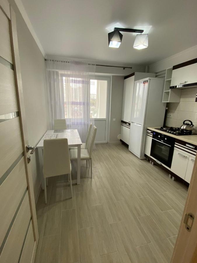 All New Apartment With Best View Near Shopping Malldova Chisinau Bagian luar foto
